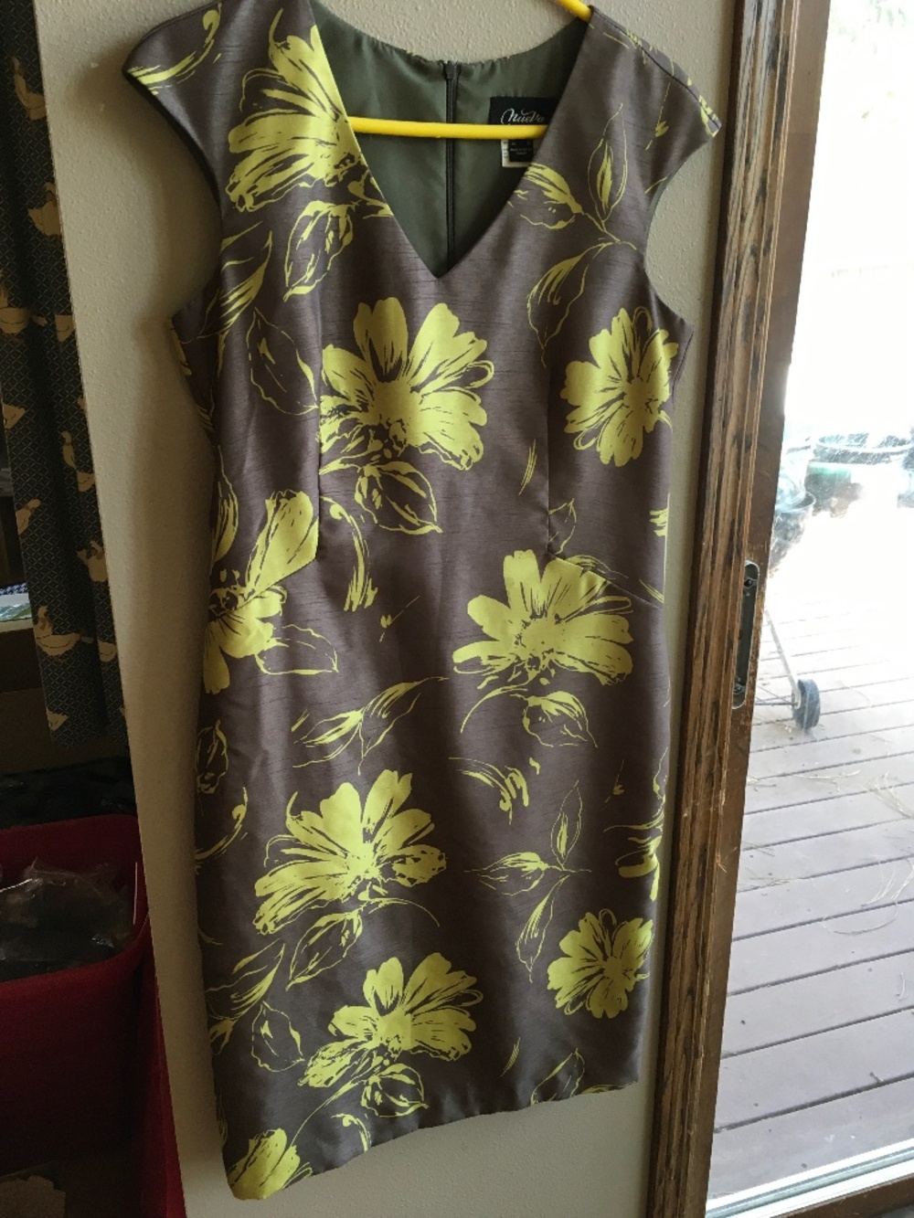 NueVa Elegant Sheath Dress